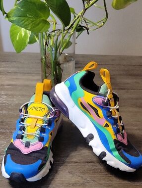 Nike Kids Multicolor Air270 React-Style Sneakers in Yellow, Blue, Green, Pink